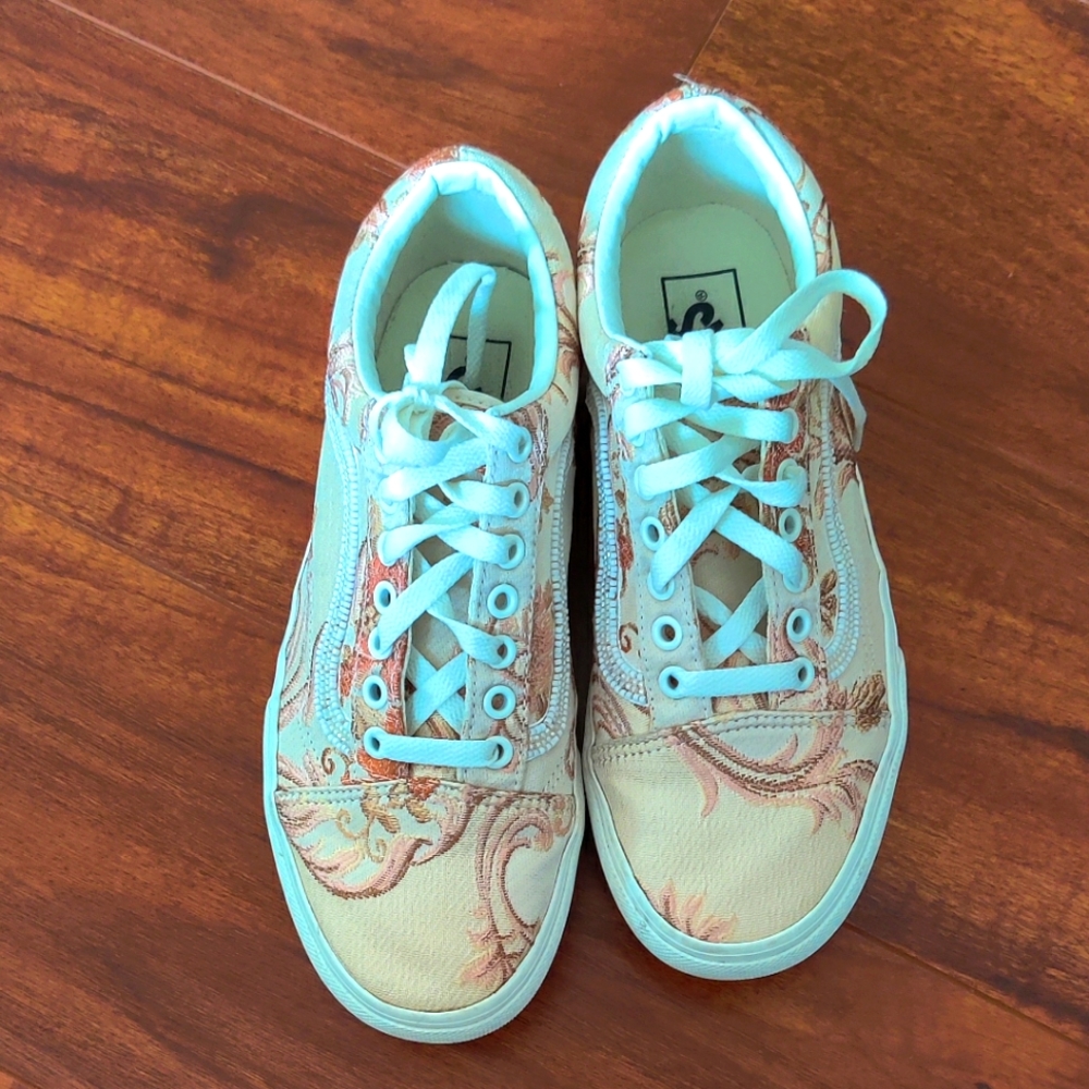 Vans platform women size 8.5